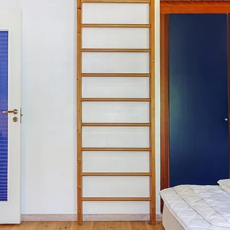 Schönes Haus In Mit Sauna Neksø