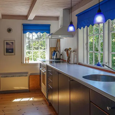 Beautiful In With Sauna بيت للعطل